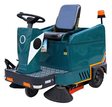 LCS1050 小型駕駛掃地機